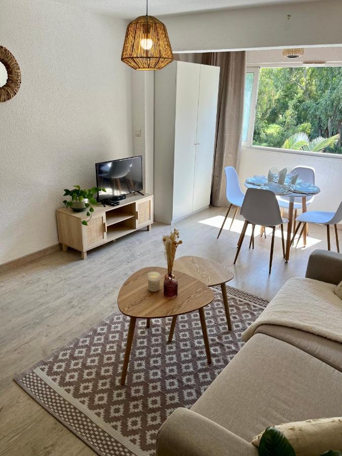 Joli Studio A 2 Minutes A Pied De La Plage Calvi  Dış mekan fotoğraf